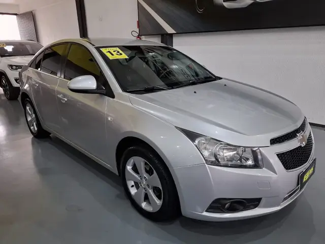 Carro Chevrolet Cruze 2013 LT 1.8 16V Ecotec (Flex)