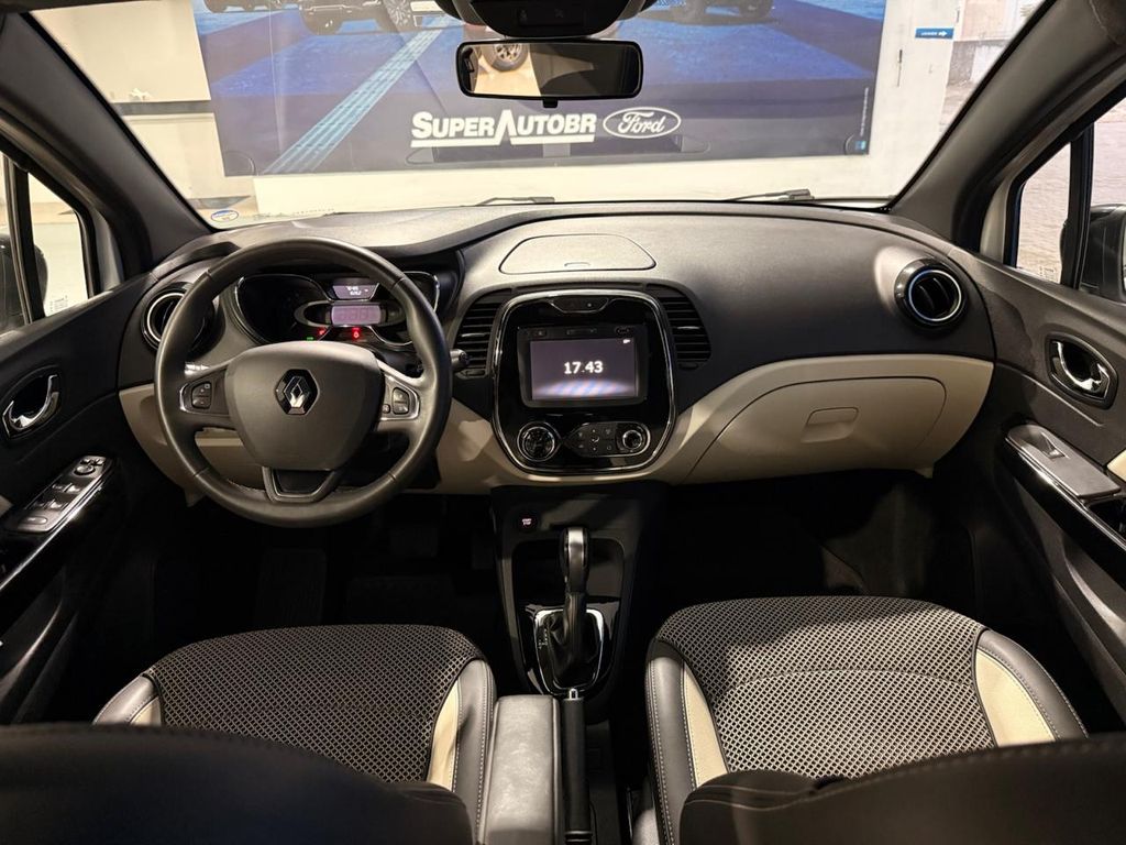 Captur Intense 1.6 16v SCe CVT (Flex)