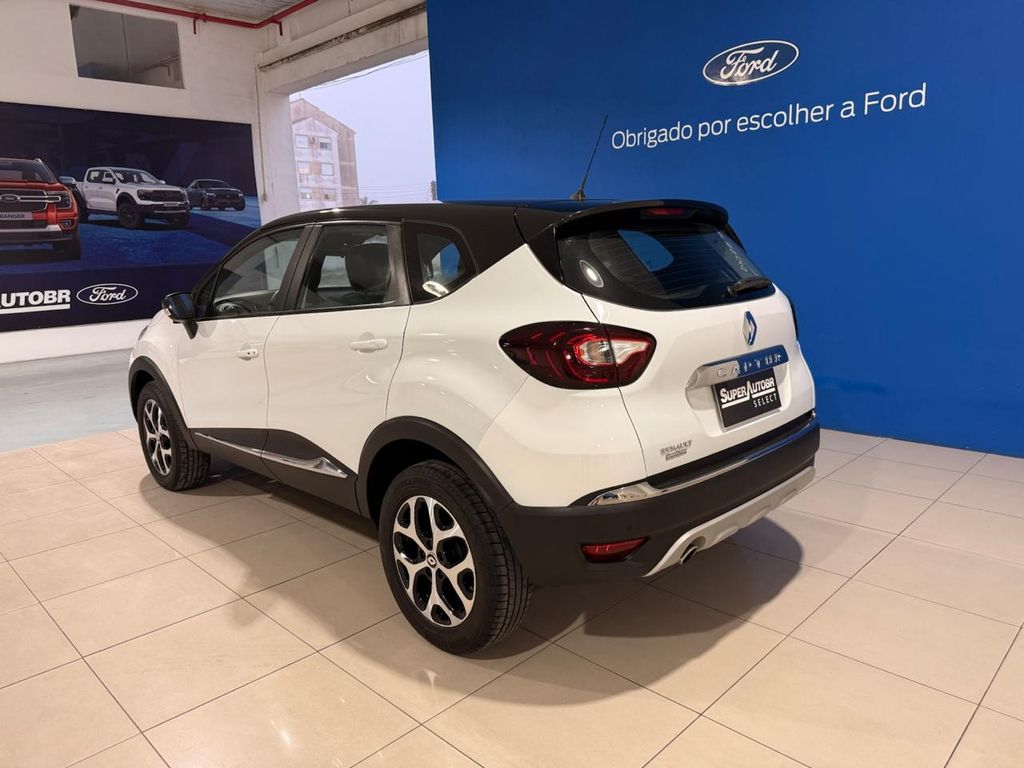 Captur Intense 1.6 16v SCe CVT (Flex)