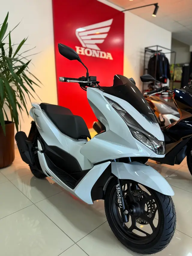 Moto Honda PCX 160 2025 CBS