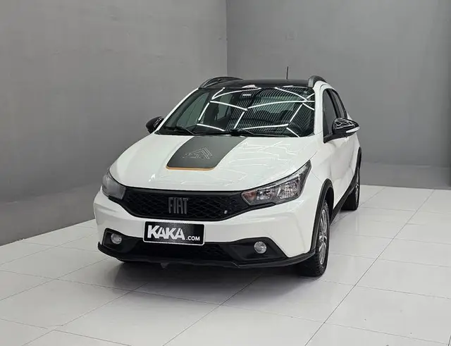 Carro Fiat Argo 2023 Trekking 1.3 (Flex)