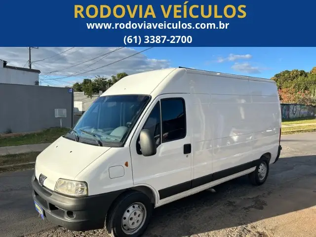 Carro Peugeot Boxer 2015 2.3 HDI Furgao Longo 350 TE