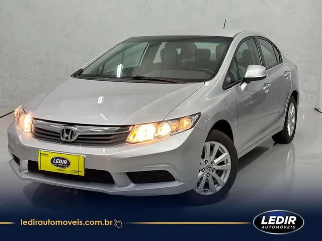 Carro Honda Civic 2014 New  LXS 1.8 16V i-VTEC (Flex)