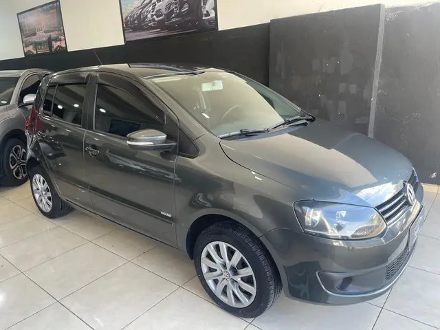 Carro Volkswagen Fox 2013 1.6 VHT (Flex)