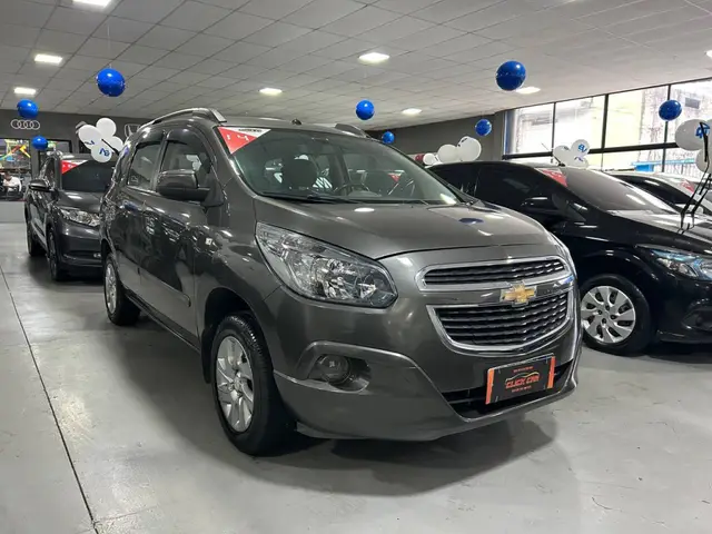Carro Chevrolet Spin 2014 LTZ 7S 1.8 (Flex) (Aut)
