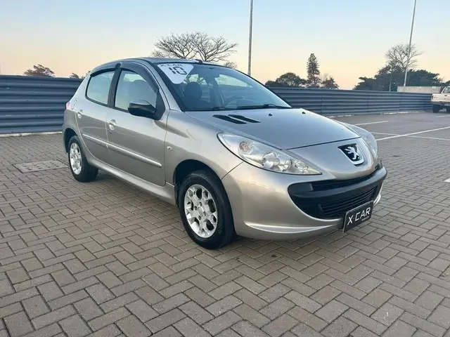 Carro Peugeot 207 2010 Hatch XR 1.4 8V (flex) 4p