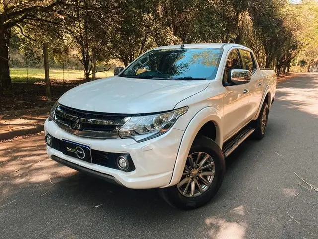 Carro Mitsubishi L200 Triton Sport 2019 Sport 2.4 DID-H GL 4WD