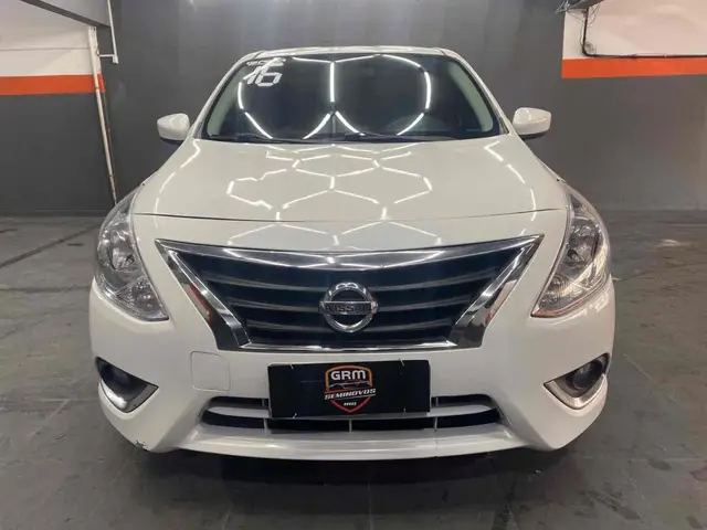Carro Nissan Versa 2016 1.6 16V SV (Flex)