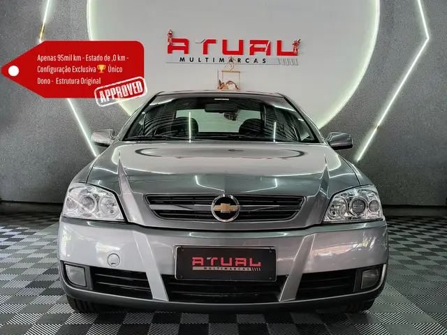 Carro Chevrolet Astra Sedan 2010 Advantage 2.0 (Flex)