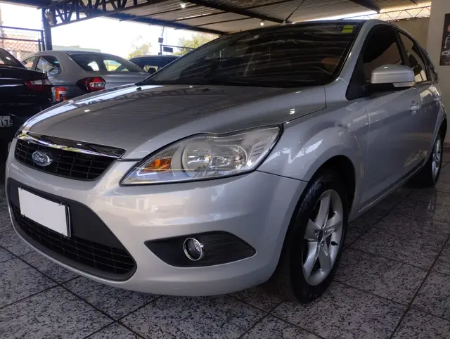 Carro Ford Focus Hatch 2012 2.0 16V Flex