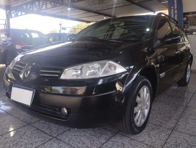 Carro Renault Megane Grand Tour 2012 Mégane Grand Tour Dynamique 1.6 16V (flex)