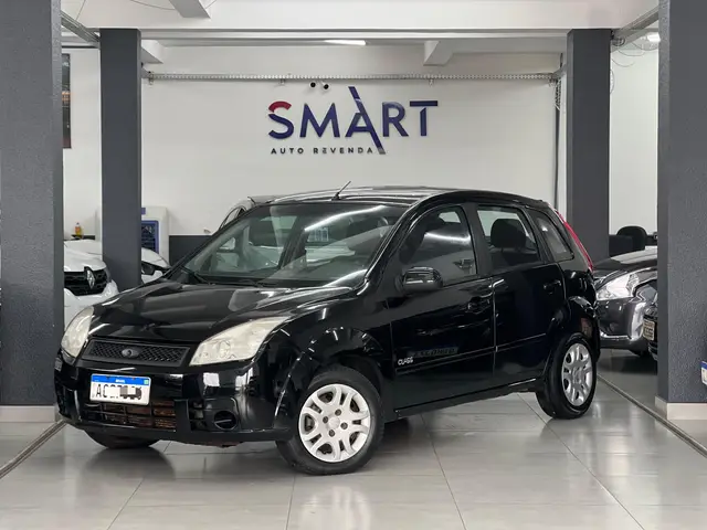Carro Ford Fiesta Hatch 2010 1.0 (Flex)