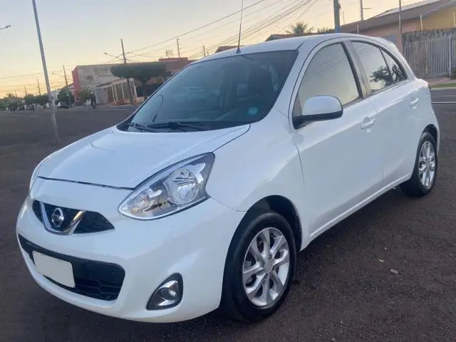 Carro Nissan March 2017 1.0 12V (Flex)