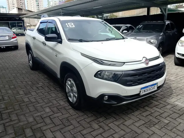 Carro Fiat Toro 2018 Freedom 2.0 diesel MT6 4x4