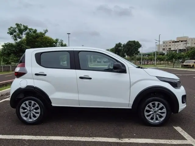 Carro Fiat Mobi 2023 Like 1.0 (Flex)