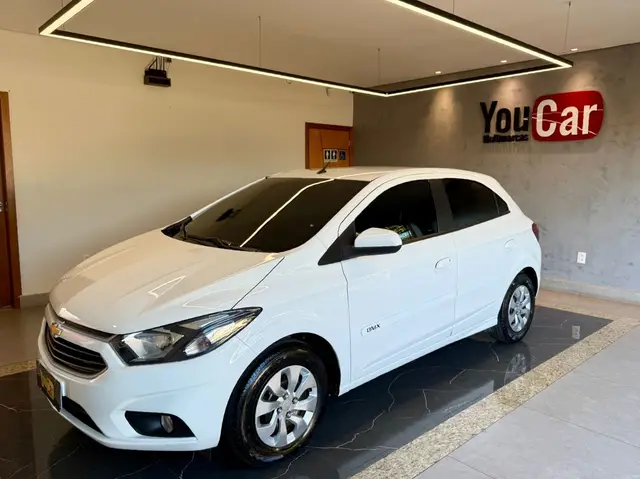 Carro Chevrolet Onix 2018 1.0 LT SPE/4