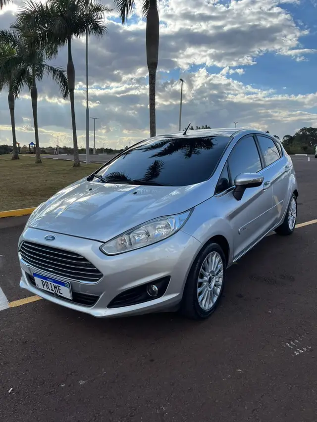 Carro Ford New Fiesta Hatch 2015 New Fiesta Titanium 1.6 16V PowerShift