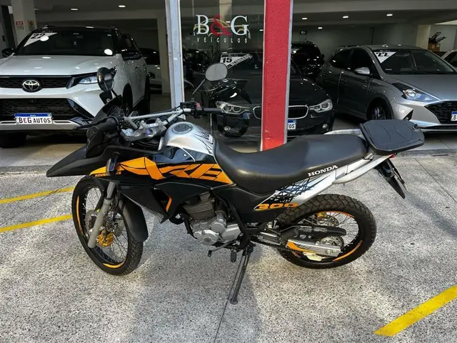 Moto Honda XRE 300 2017 Adventure (Flex)