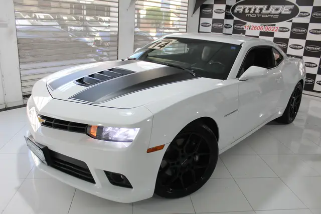 Carro Chevrolet Camaro 2014 SS 6.2