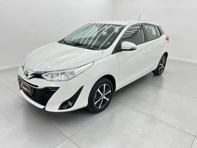 Carro Toyota Yaris 2021 1.5 XS Connect CVT (Flex)