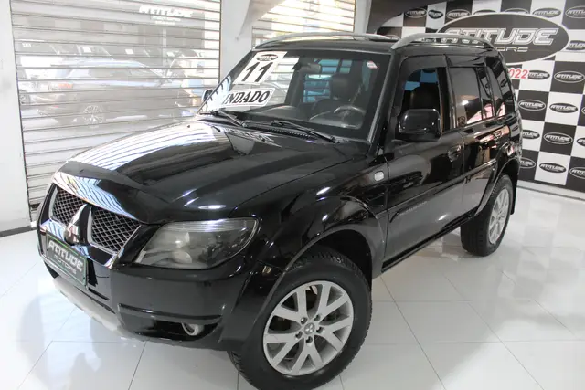 Carro Mitsubishi Pajero TR4 2011 2.0 16V (Flex)