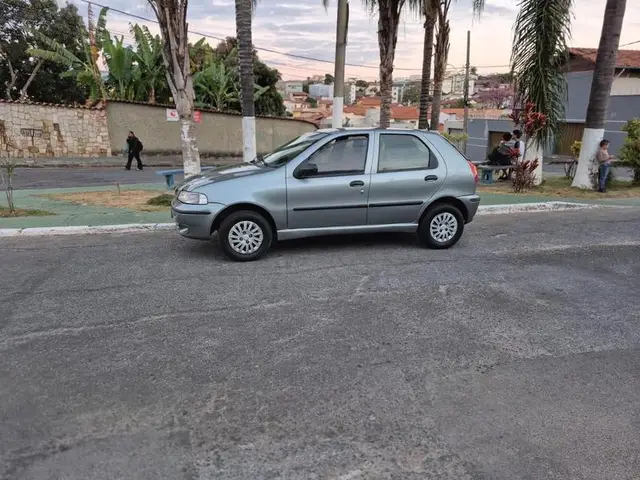 Carro Fiat Palio 2005 Palio 1.0/ Trofeo 1.0 Fire/ Fire Flex 4p