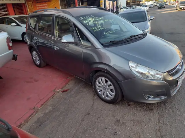 Carro JAC J6 2012 2.0 16V 5S Movie