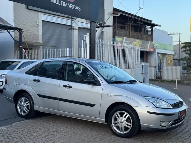 Carro Ford Focus Sedan 2008 GLX 2.0 16V Duratec
