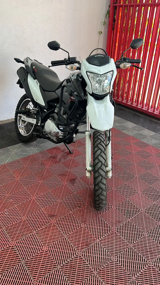 Moto Honda NXR 125 2014 Bros KS