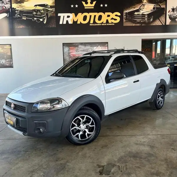 Carro Fiat Strada 2016 Working 1.4 (Flex) (Cabine Dupla)