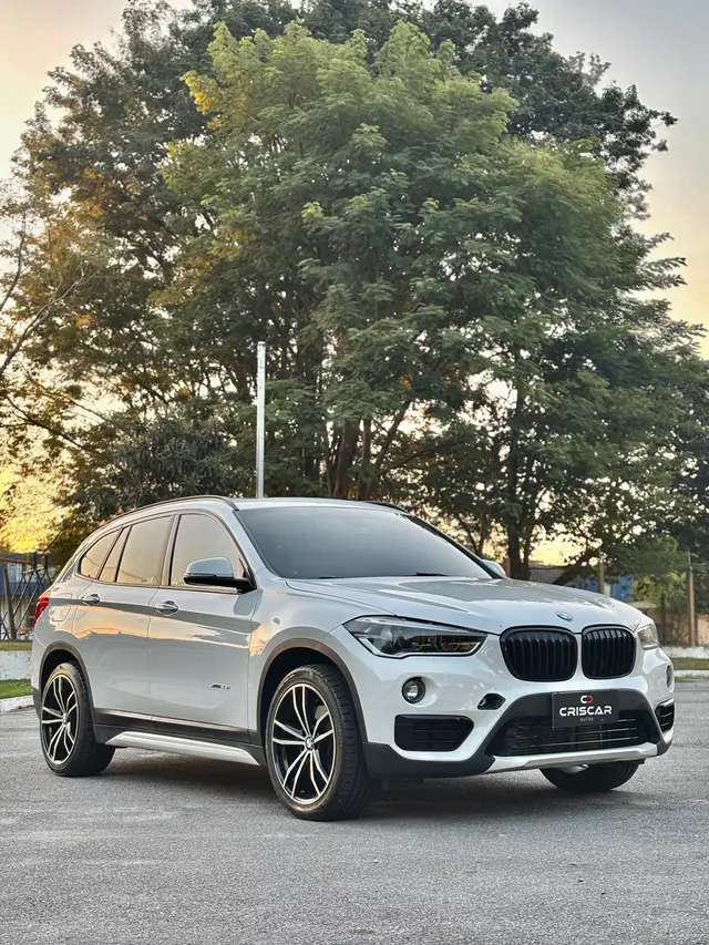 Carro BMW X1 2016 2.0 xDrive25i Sport ActiveFlex