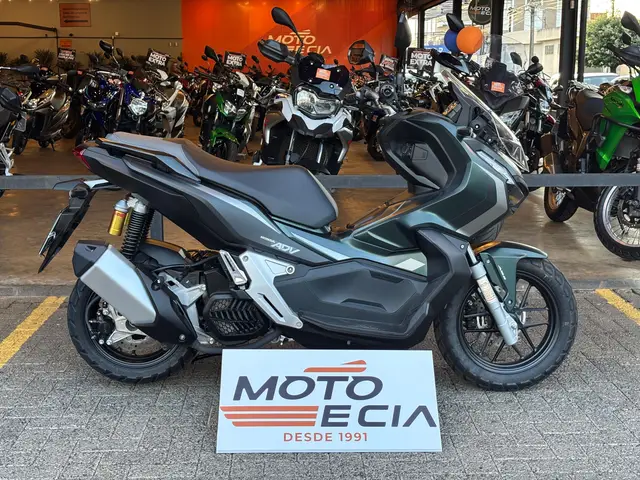 Moto Honda ADV 2024 ABS