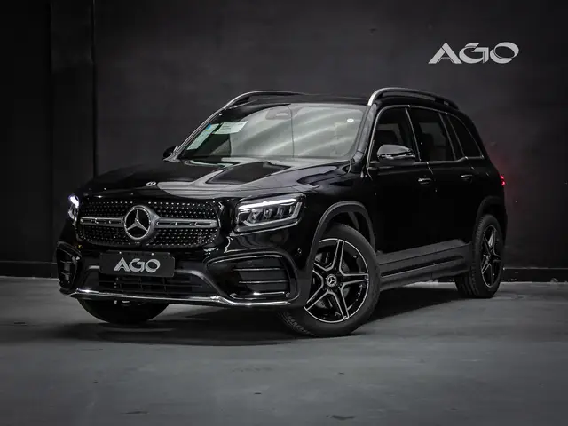 Carro Mercedes-Benz GLB 220 2025 4M AMG Line