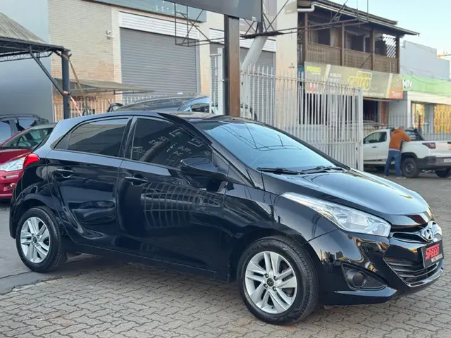 Carro Hyundai HB20 2014 1.6 Comfort Plus (Flex)