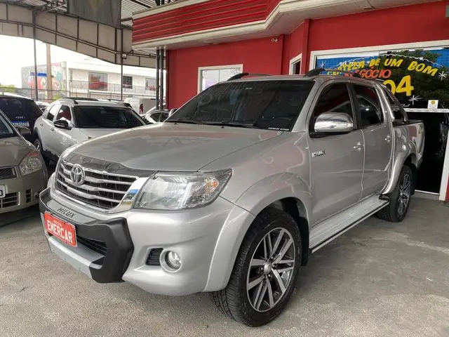 Carro Toyota Hilux Cabine Dupla 2015 Hilux 2.7 4x4 CD STD (Flex)
