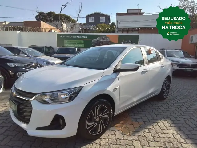 Carro Chevrolet Onix Plus 2024 LT 1.0