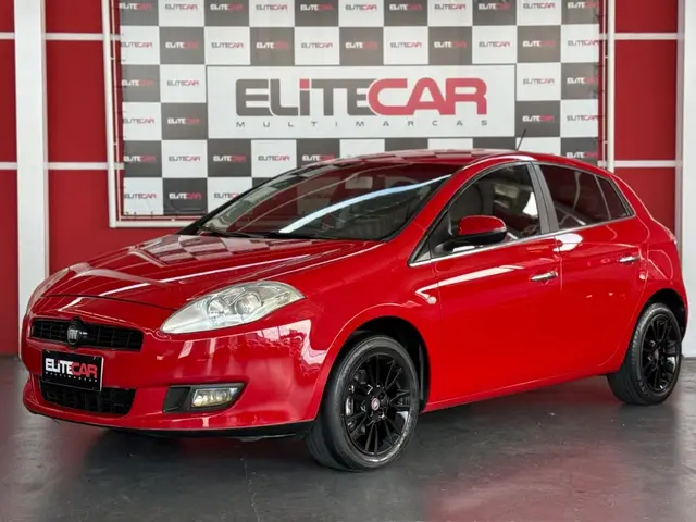 Carro Fiat Bravo 2013 Essence 1.8 16V Dualogic (Flex)