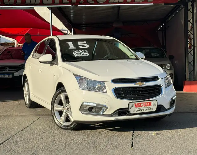 Carro Chevrolet Cruze Sport6 2015 LT 1.8 16V Ecotec (Flex)