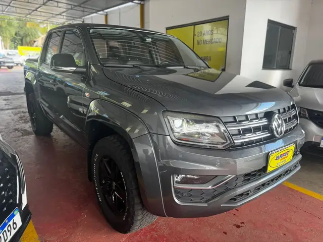 Carro Volkswagen Amarok 2017 2.0 CD 4x4 TDi Highline (Aut)