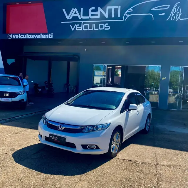 Carro Honda Civic 2014 LXS 1.8 i-VTEC (Aut) (Flex)