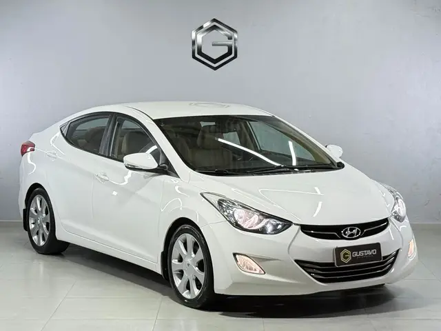 Carro Hyundai Elantra 2013 Sedan 1.8 GLS (aut)
