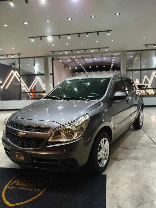 Carro Chevrolet Agile 2011 LTZ 1.4 8V (Flex)