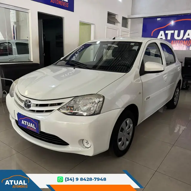 Carro Toyota Etios 2016 X 1.3 (Flex)