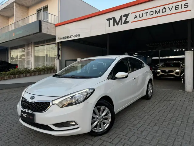 Carro Kia Cerato 2014 SX 1.6 (Aut) (Flex)