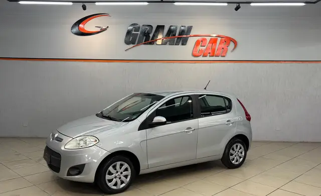 Carro Fiat Palio 2014 Attractive 1.0 8V (Flex)