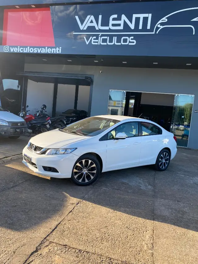 Carro Honda Civic 2016 LXR 2.0 i-VTEC (Aut) (Flex)