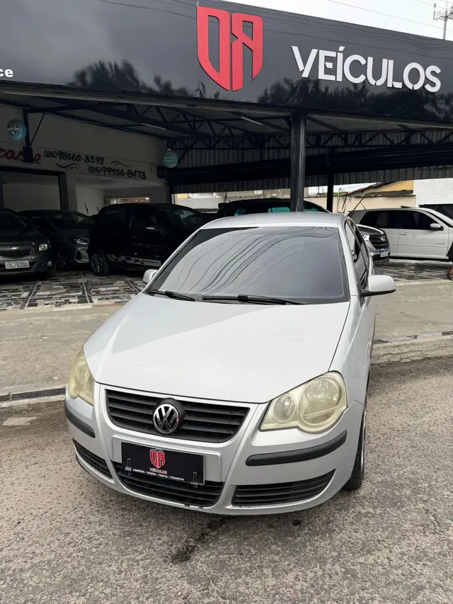 Carro Volkswagen Polo Sedan 2009 1.6 8V (Flex)