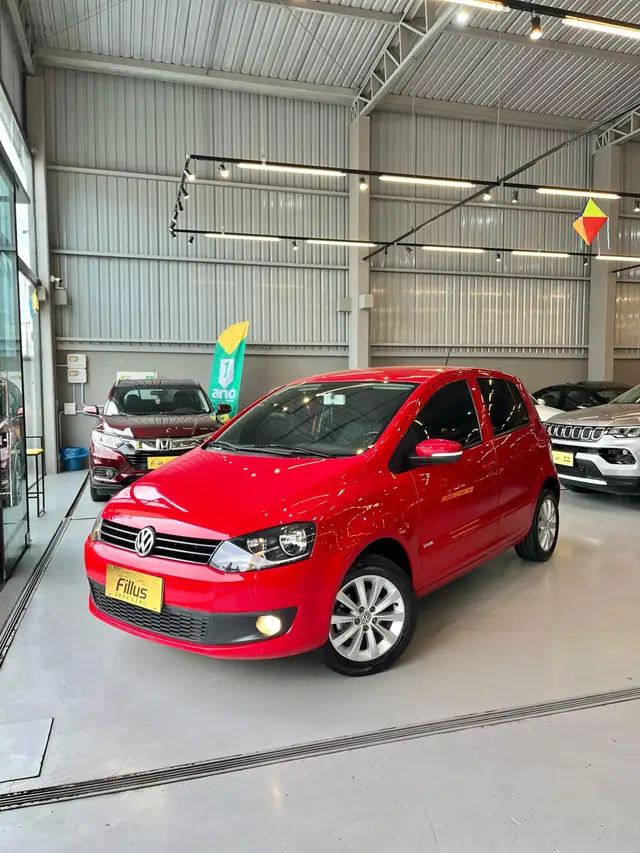 Carro Volkswagen Fox 2011 1.0 8V (Flex) 4p
