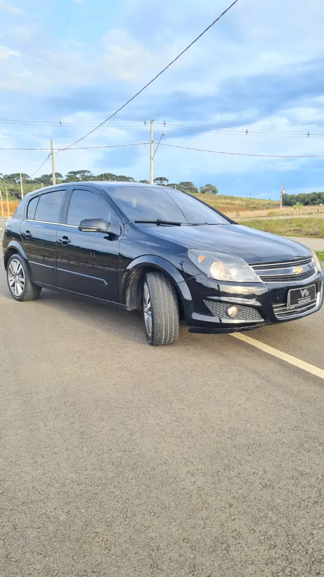 Carro Chevrolet Vectra GT 2010 -X 2.0 8V (Flex)