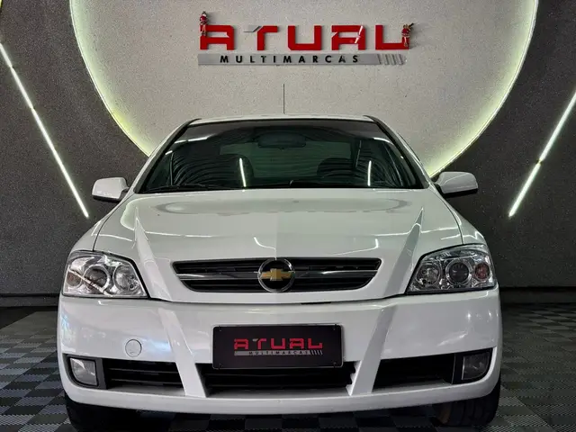 Carro Chevrolet Astra Sedan 2010 Advantage 2.0 (Flex)